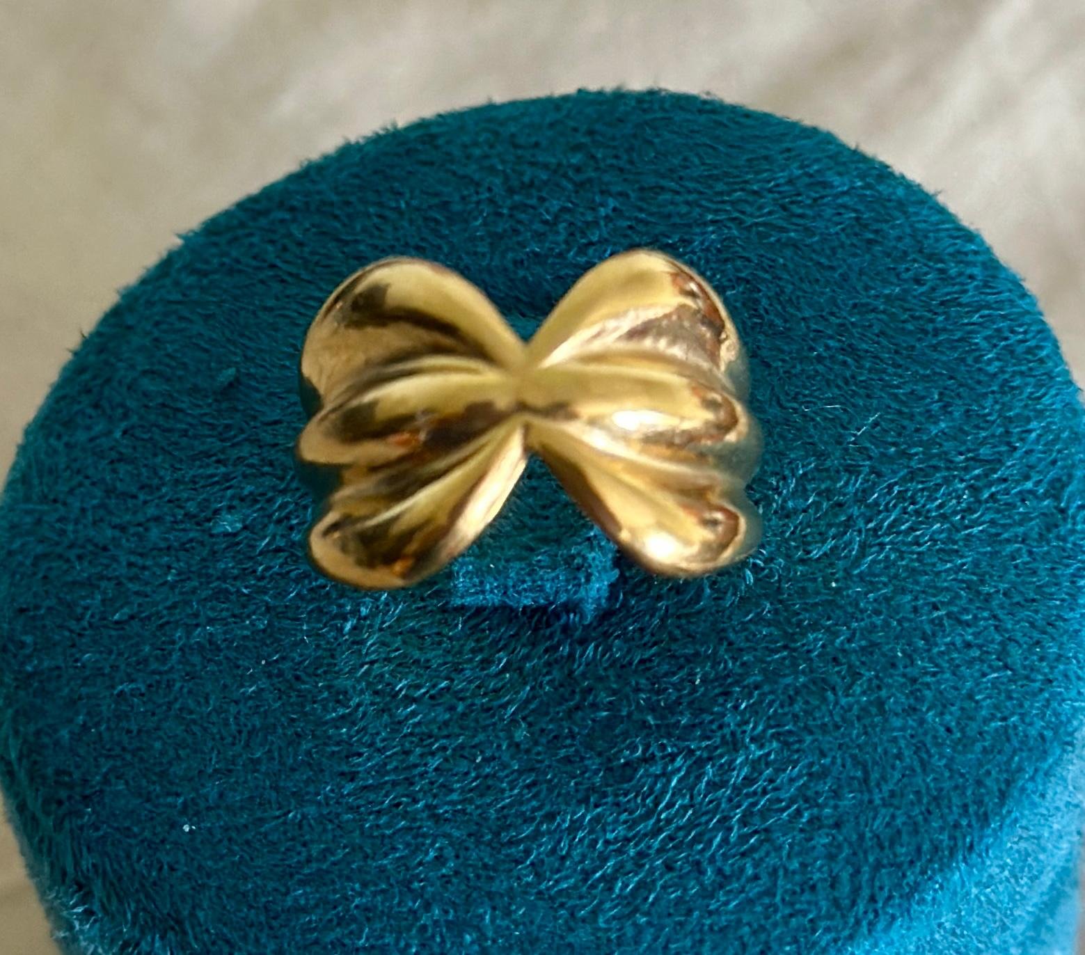 Golden Bloom Ring - Image 2