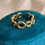 Golden Orbit Link Ring