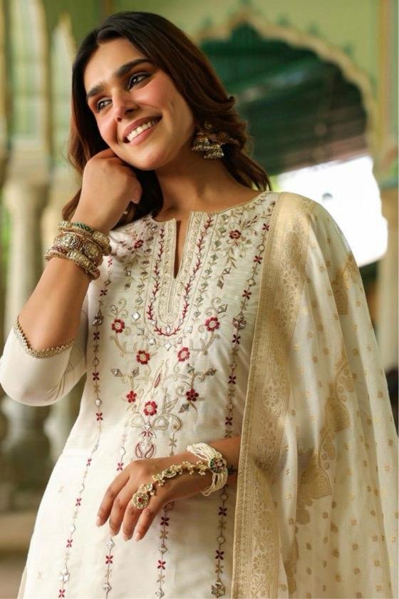 Ivory White Embroidered 3-Piece Suit Set