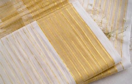 Premium Kerala Kasavu Cotton Saree with Rich Golden Zari Pallu - Image 3