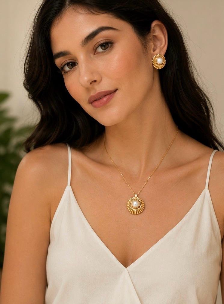 Radiant Pearl Sunburst Jewelry Set