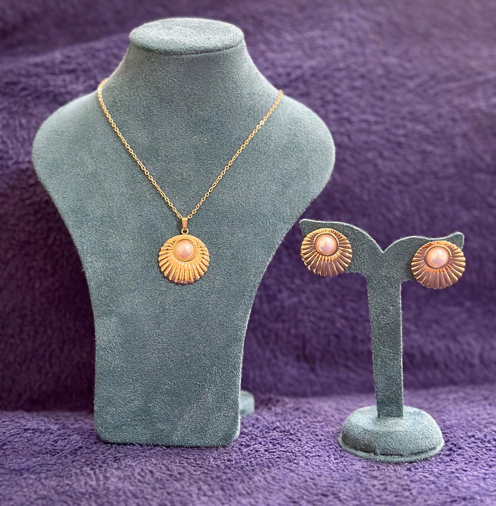 Radiant Pearl Sunburst Jewelry Set - Image 2