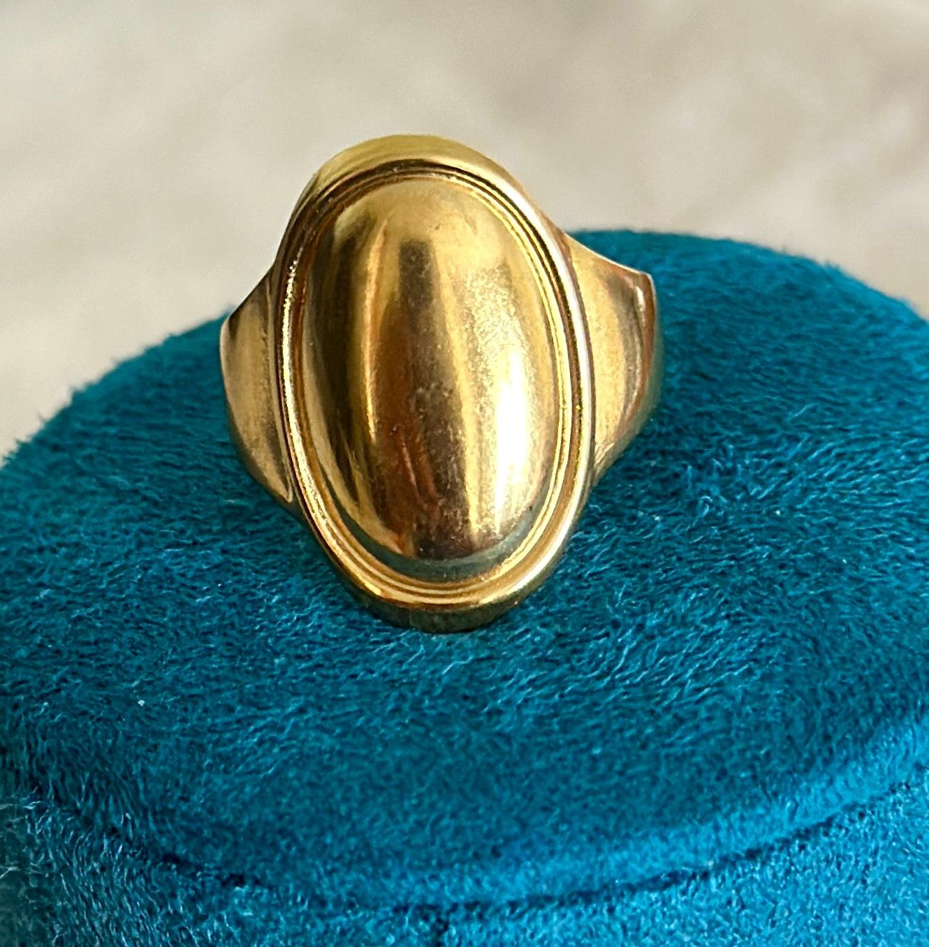 Regal Oval Signet Ring