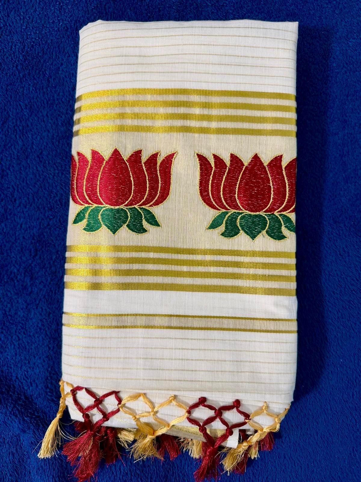 Lotus Butta Kasavu Saree