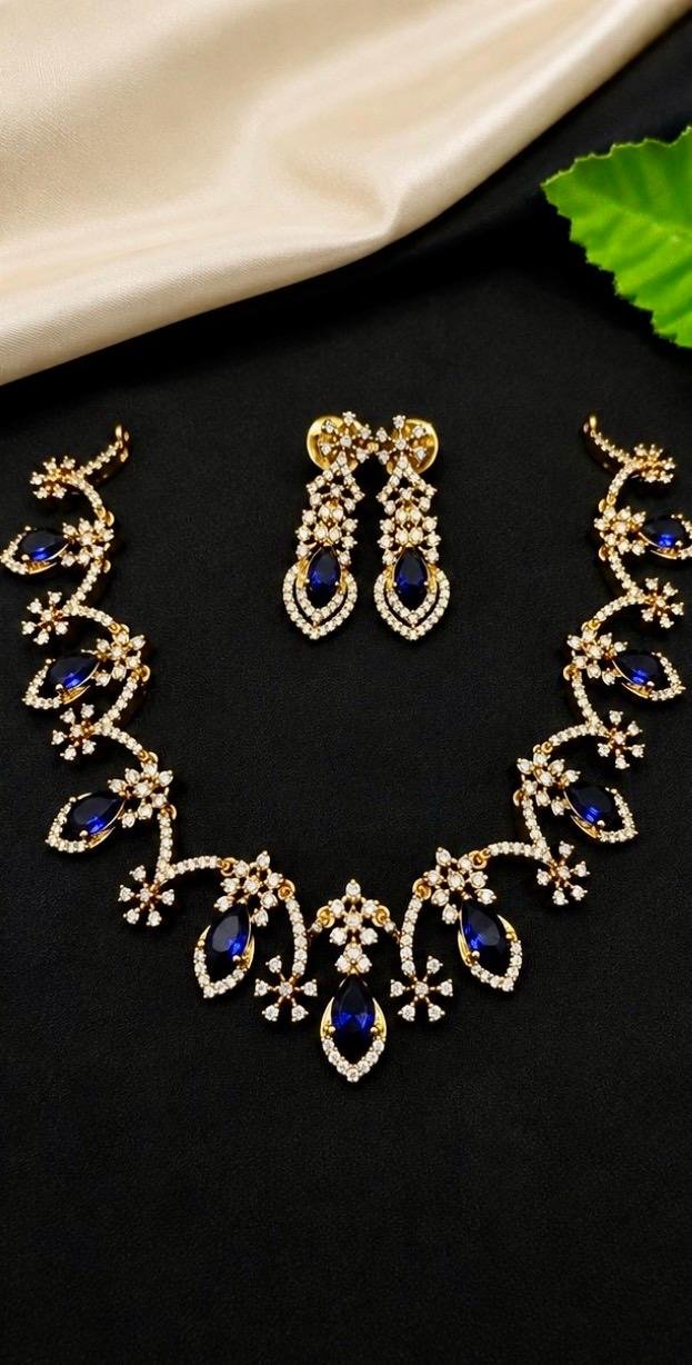 Royal Bloom Diamond Necklace Set - Image 3