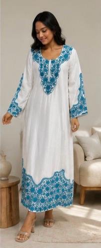 Soft Crepe Hand-Embroidered Chikankari Kurta - Image 3